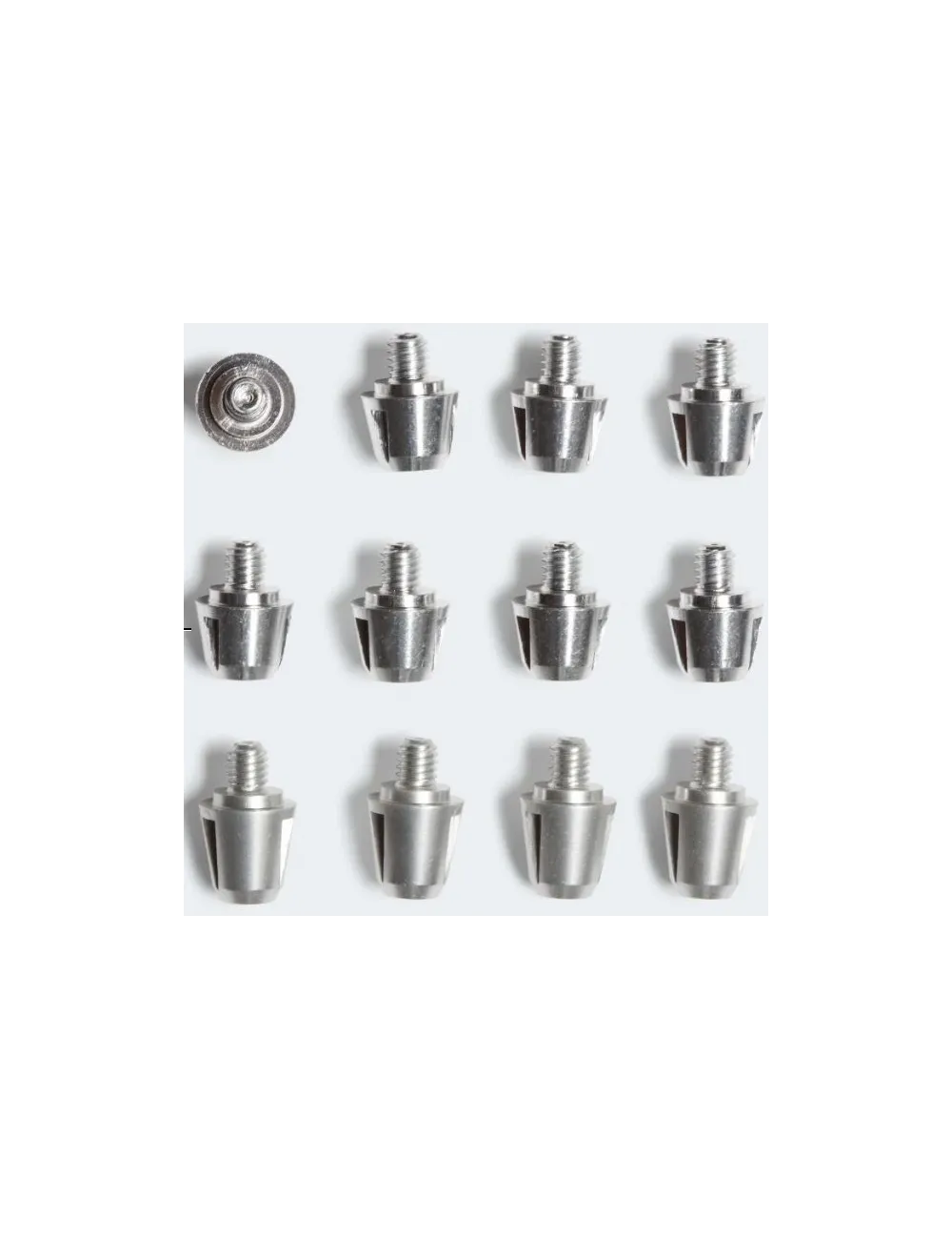 CRAMPONS SG STUDS ADIDAS pour : malice, predator, x