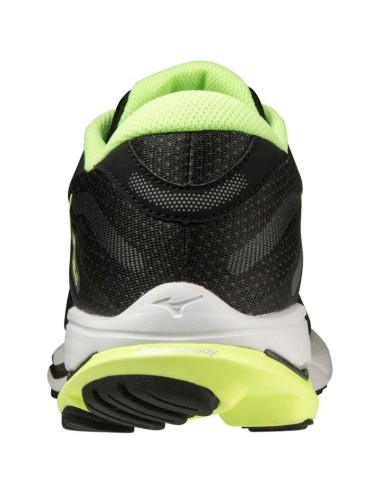 Running Mizuno WAVE ULTIMA 13